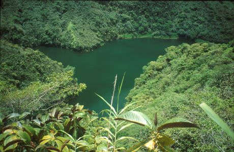 Jezero Vaihiria
